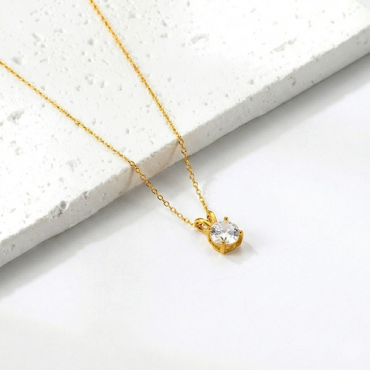 Close up of Solitaire Crystal Pendant Necklace