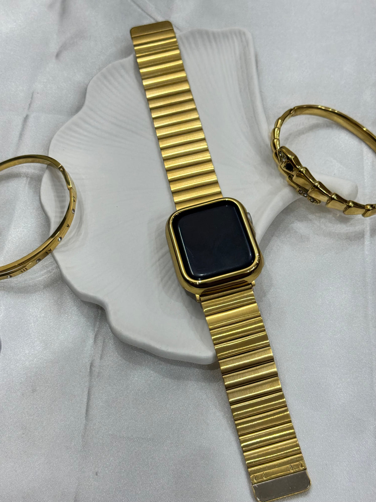 Bamboo Magnetic Band with watch