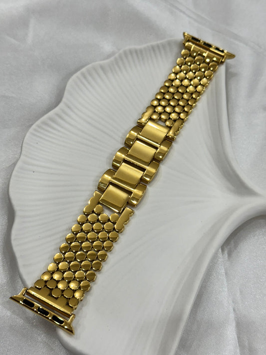 Close up of Fish Scale Band 