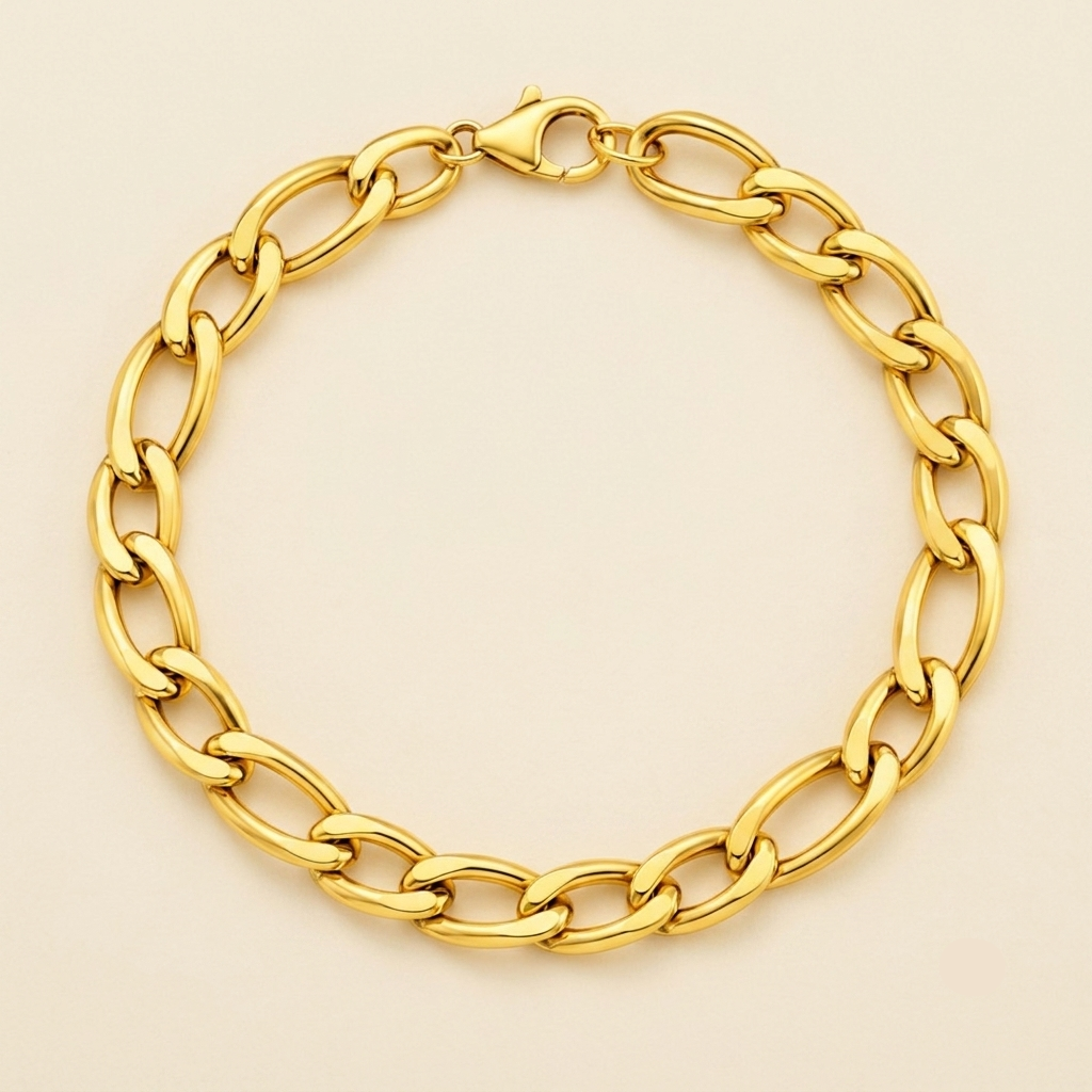 Front view of Mens Classic Gold Curb Chain Bracelet