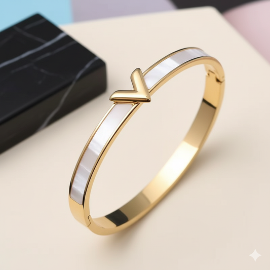 Premium V Bracelet