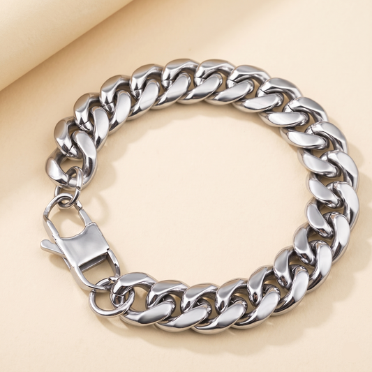 Front View of Mens Cuban Chain Bracelet