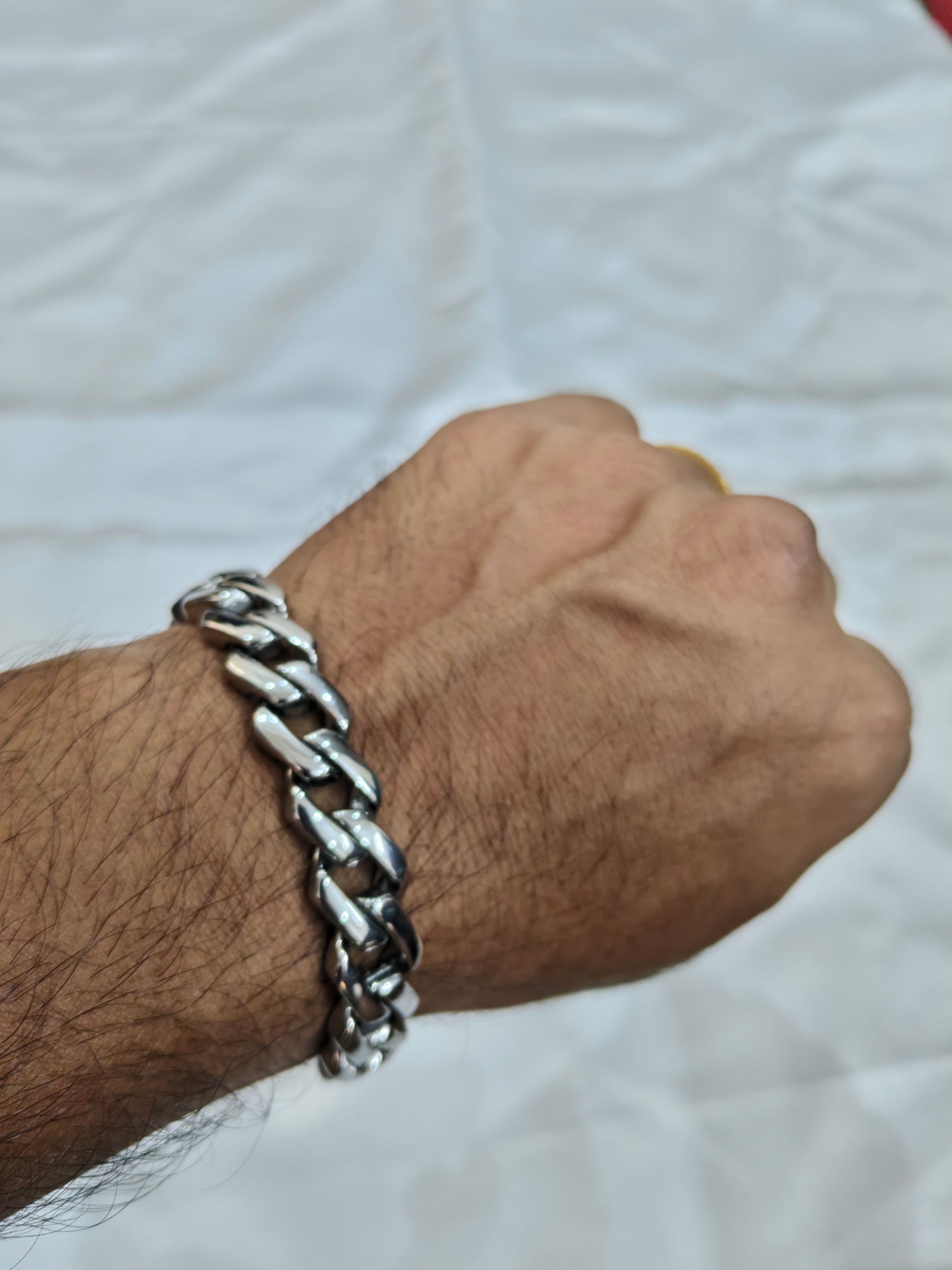 Man wearing Mens Heavy Curb Streetwear Bracelet
