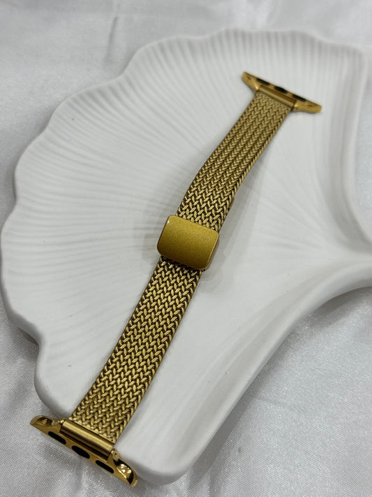 Close up of Slim Mesh Band 
